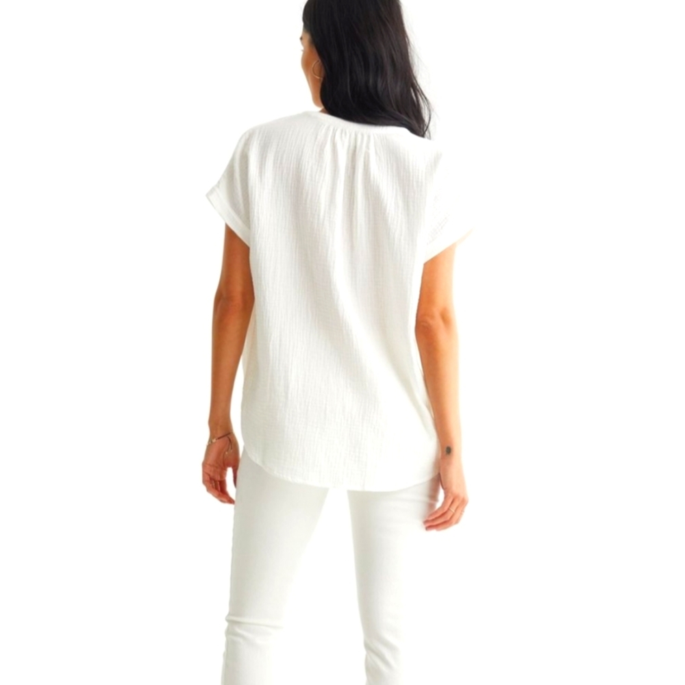 Lucky Brand White never worn brand new shirt